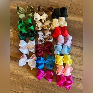 Lot of 20 bows, one stop bow shop, beyond creations, stacked bows, grosgrain